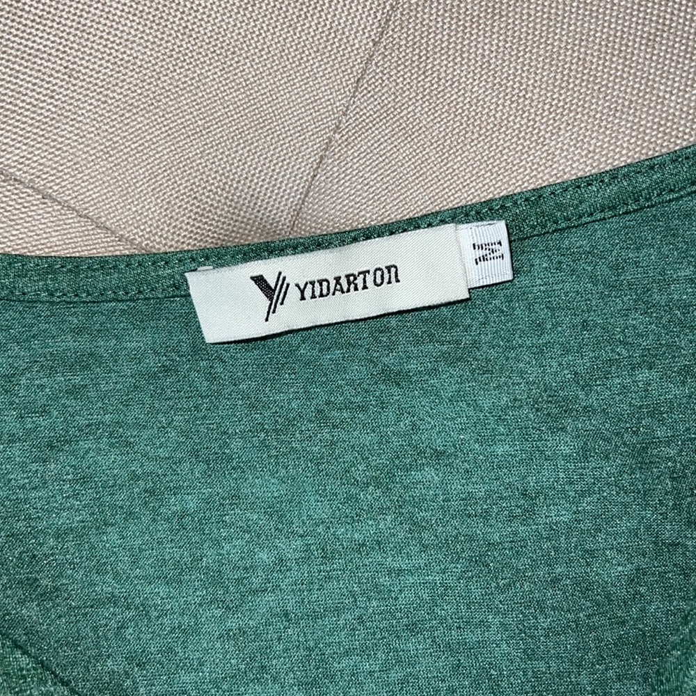 Simple Soft Top Green top - Picture 6 of 6